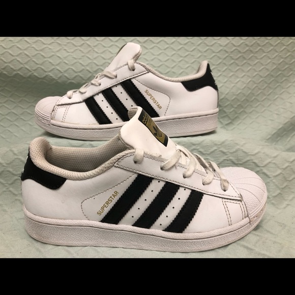 Adidas Superstar - Picture 2 of 4